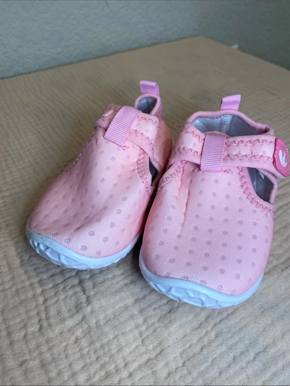 Kids Pink Water Shoes with Hook-and-Loop Strap